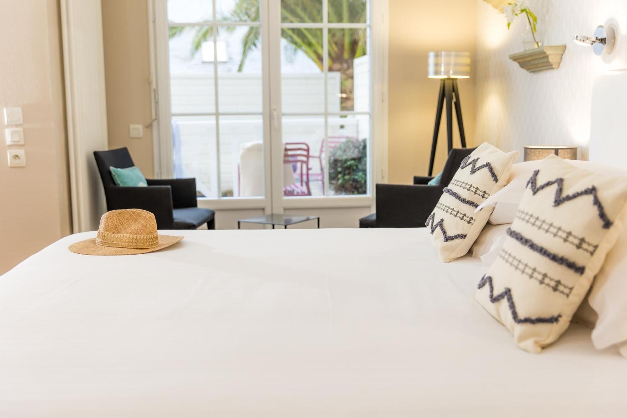 Landéda Hotel La Baie Des Anges Spa Marin מראה חיצוני תמונה