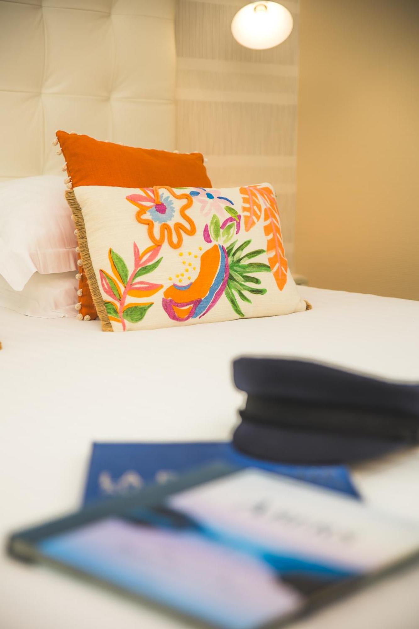 Landéda Hotel La Baie Des Anges Spa Marin מראה חיצוני תמונה
