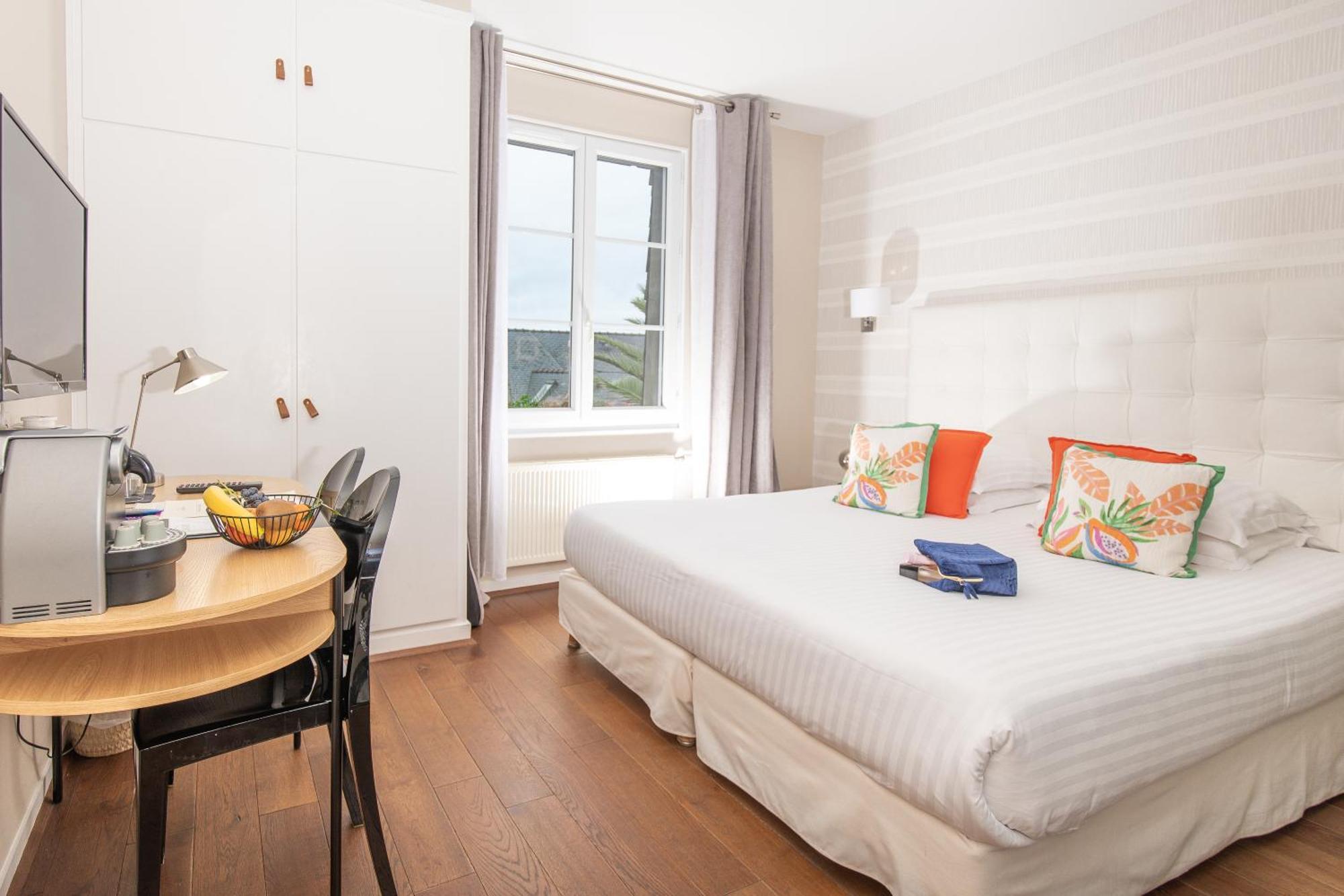 Landéda Hotel La Baie Des Anges Spa Marin מראה חיצוני תמונה