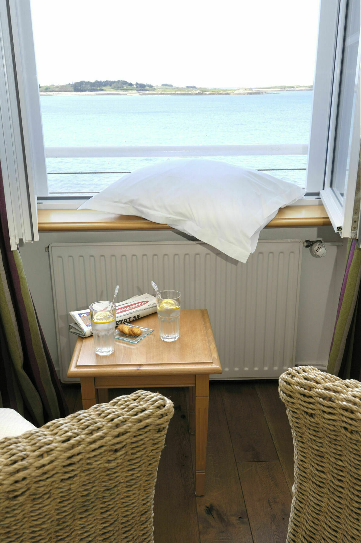 Landéda Hotel La Baie Des Anges Spa Marin מראה חיצוני תמונה
